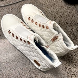 Blowfish white sneakers
